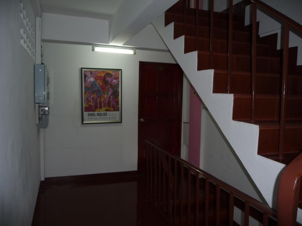 Room For You Bangkok Exterior photo