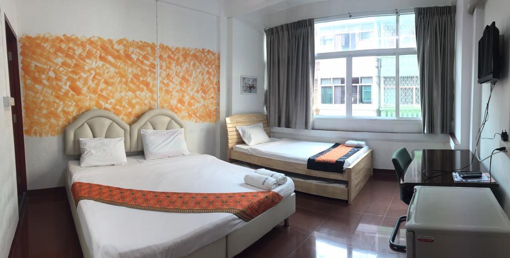 Room For You Bangkok Exterior photo
