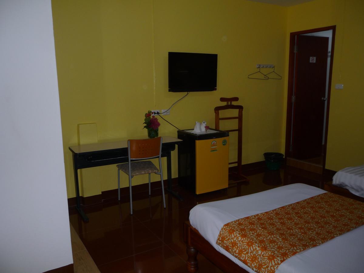 Room For You Bangkok Exterior photo