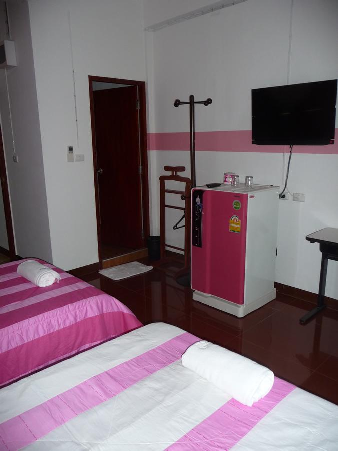 Room For You Bangkok Exterior photo