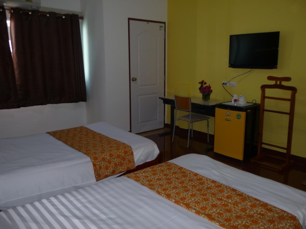 Room For You Bangkok Exterior photo