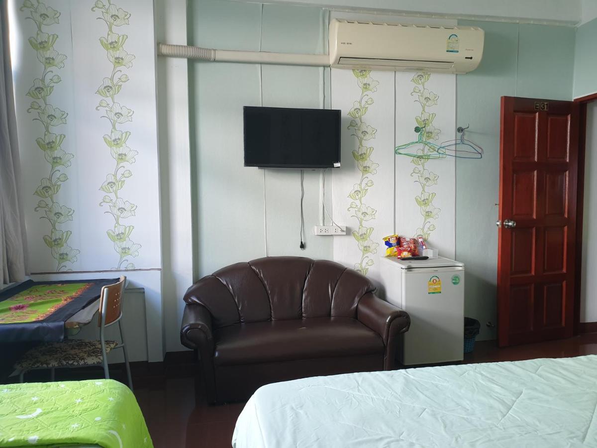 Room For You Bangkok Exterior photo